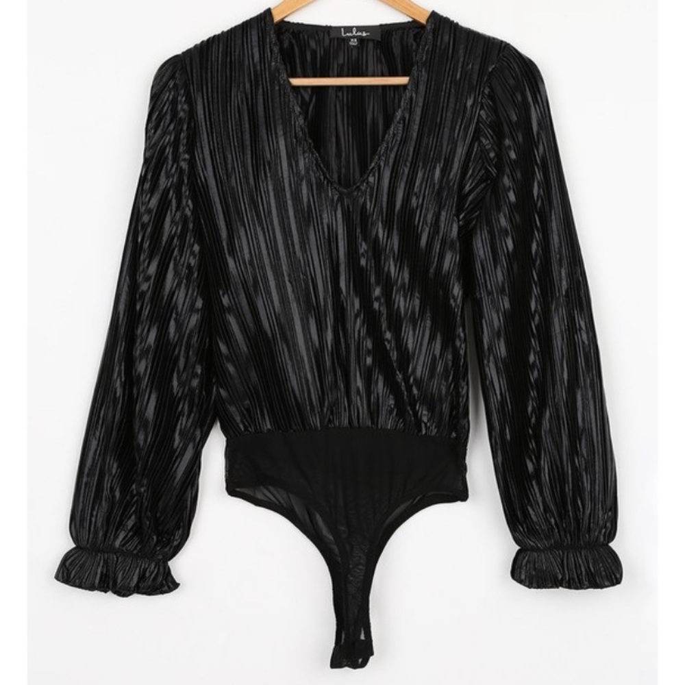 Lulu’s Black Pleated Long Sleeve Bodysuit